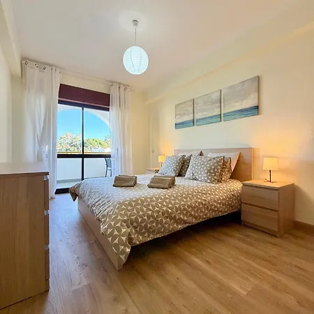 Cv - With Pool And 200 Meters From Porches (Algarve)