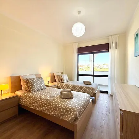 Appartement Cv - With Pool And 200 Meters From Porches (Algarve)