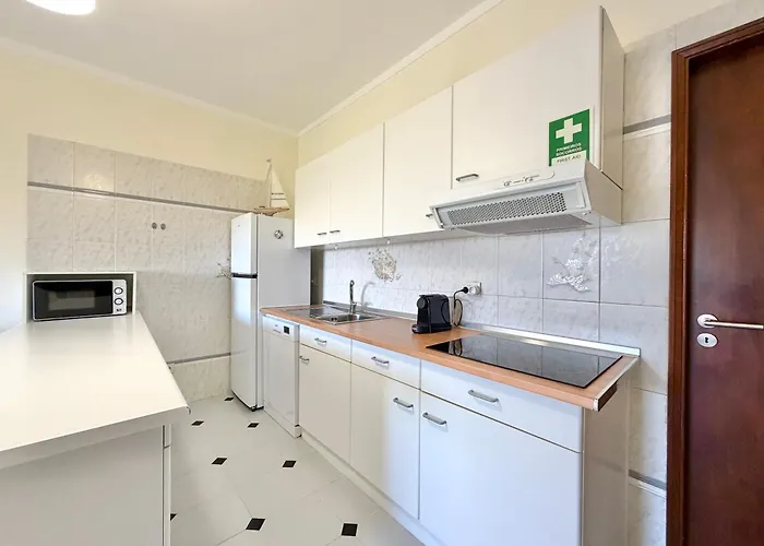 Cv - With Pool And 200 Meters From Apartament